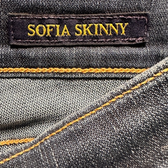Lucky Sofia Skinny Dark Denim Jeans Size 8/29 & 40” Length - Picture 4 of 12